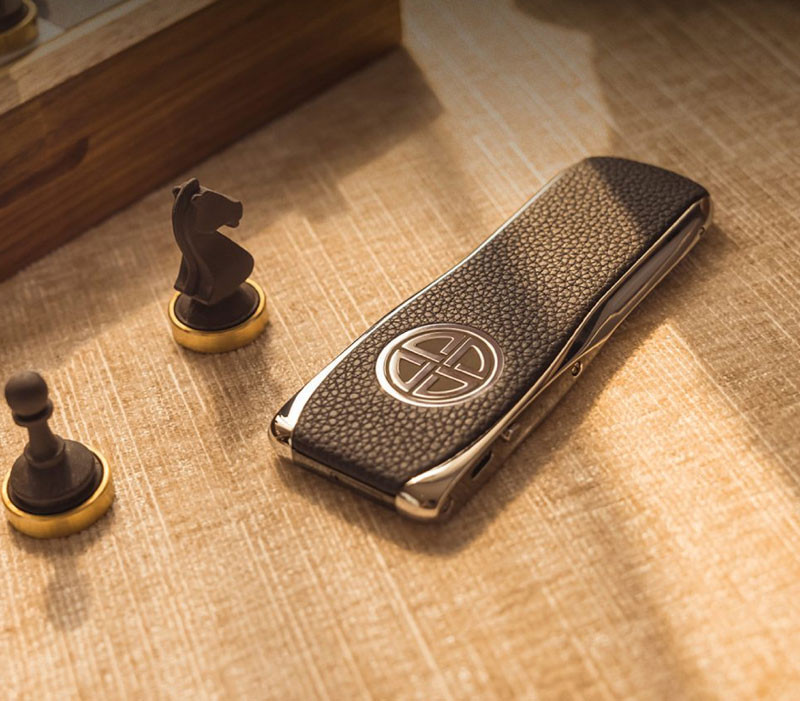 XOR có mấy màu? - Bộ sưu tập Titanium X2