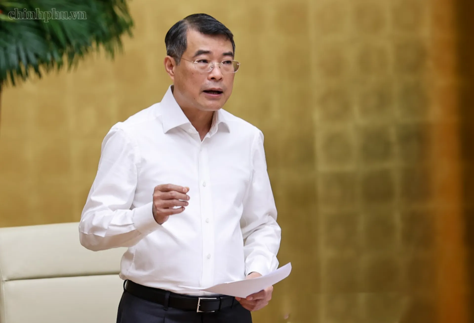 Thủ tướng yêu cầu không tăng giá điện, kiểm soát chặt giá cả những tháng cuối năm